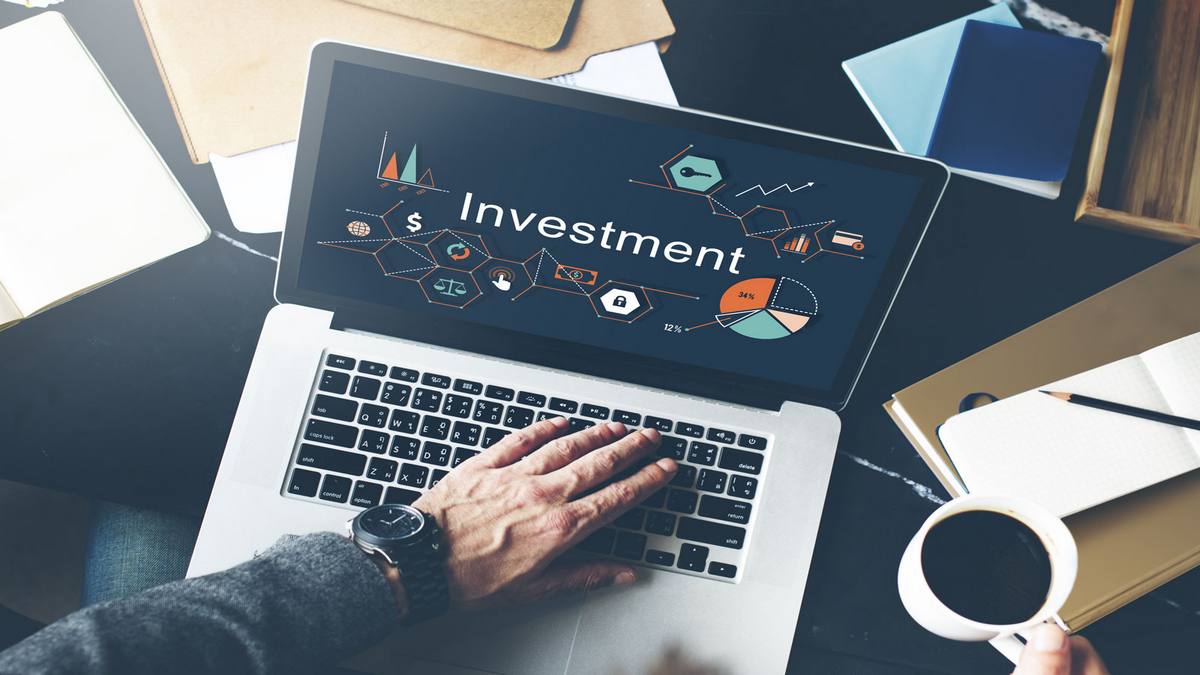 How2Invest vs Traditional Investment Options: Which One is Right for You?