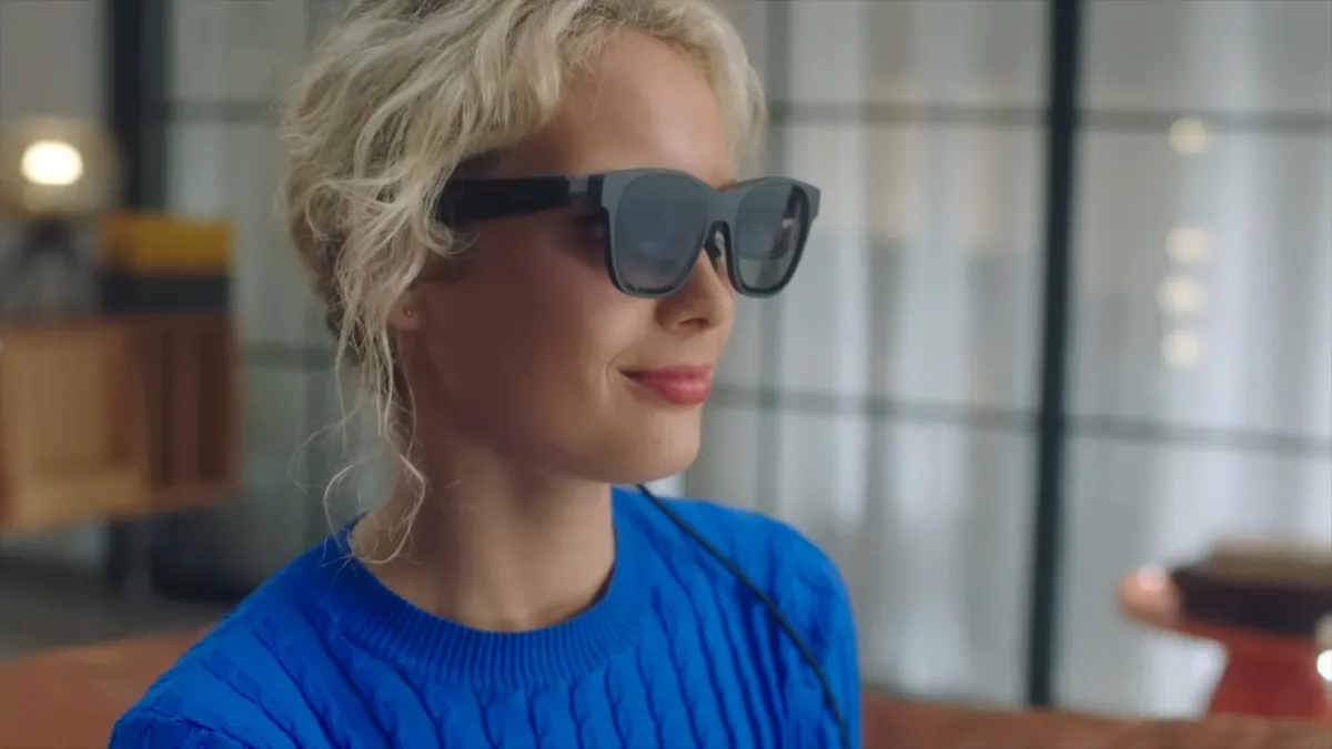 Apple Plans Premium Smart Glasses to Take On Meta Ray-Ban