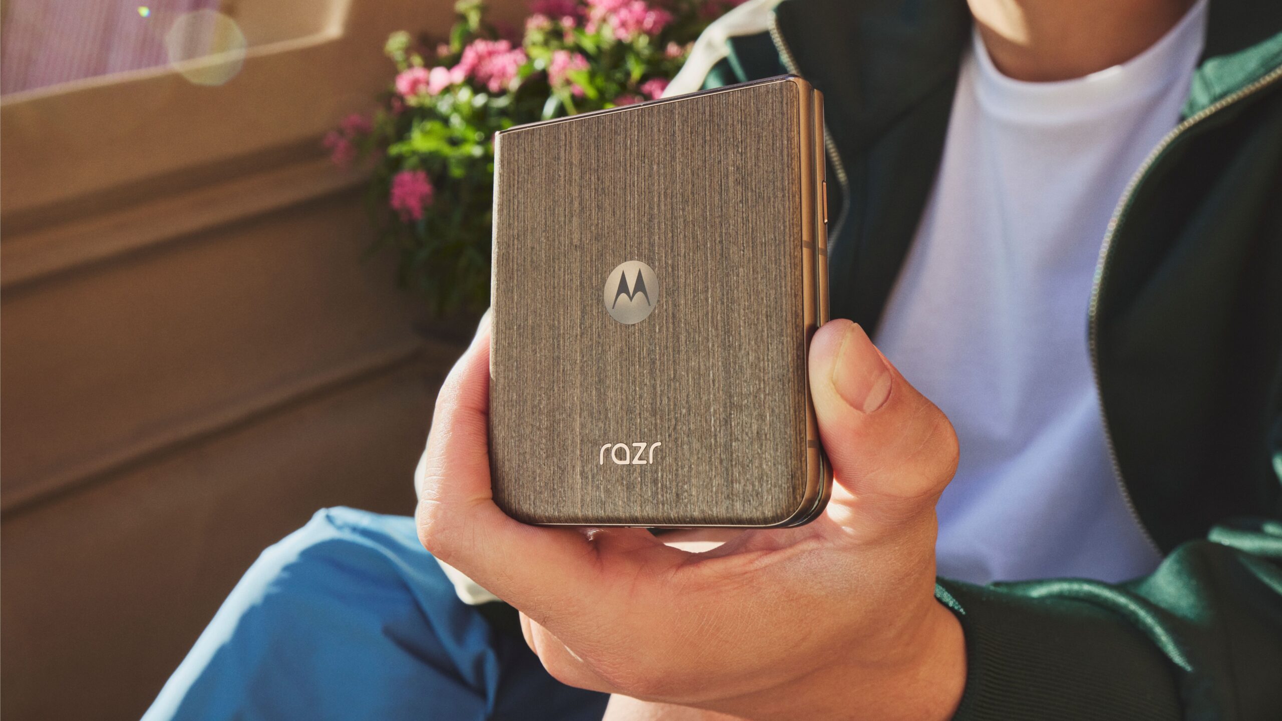 Motorola ends Amazon affiliate link hijacking on its phones