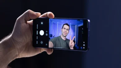 Samsung Galaxy S26 Ultra's Wider Selfie Camera Delivers Sharper, Broader Self-Portraits